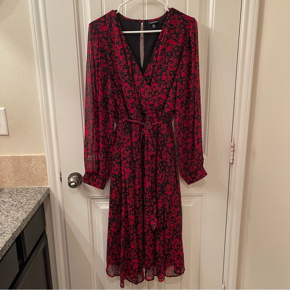 Torrid Women's 10 Red and Black Floral Long Sleeve Dress Pockets Balloon Sleeves - Picture 4 of 12